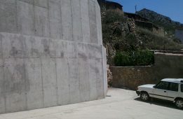 Construcción de muros de contención en Berdejo